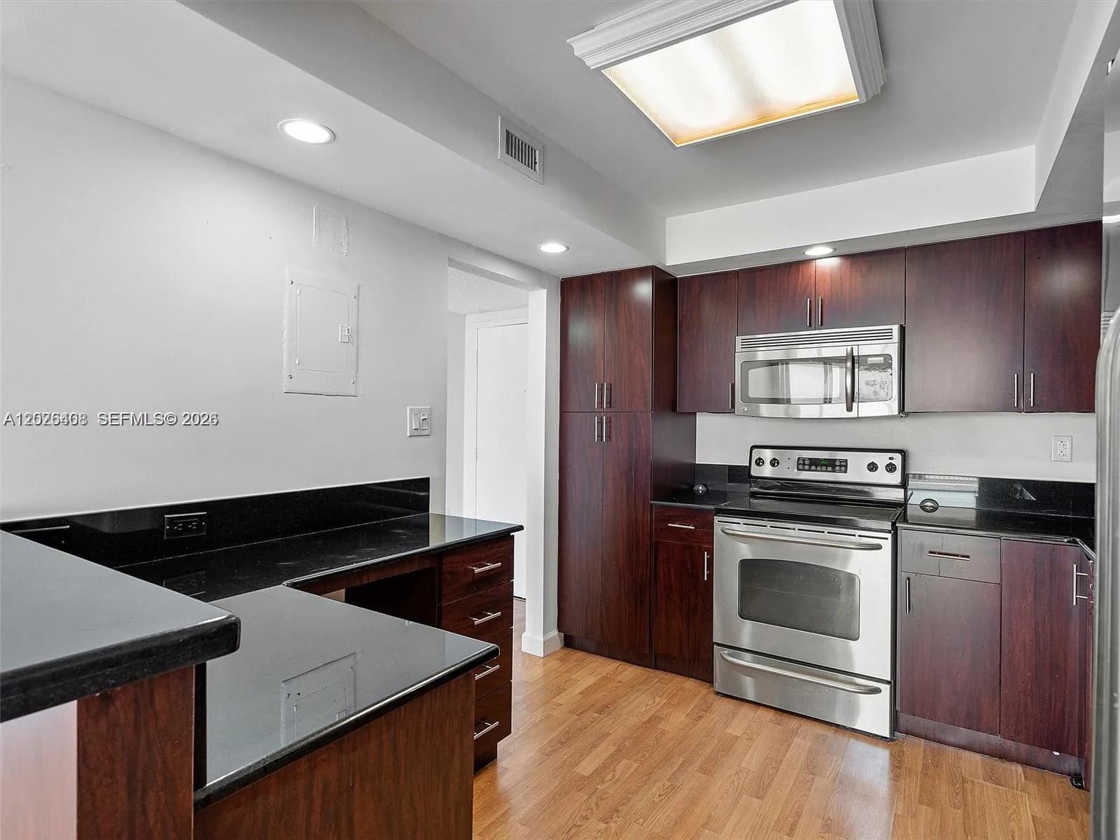 18021 Biscayne Blvd # 603, Aventura, FL 33160