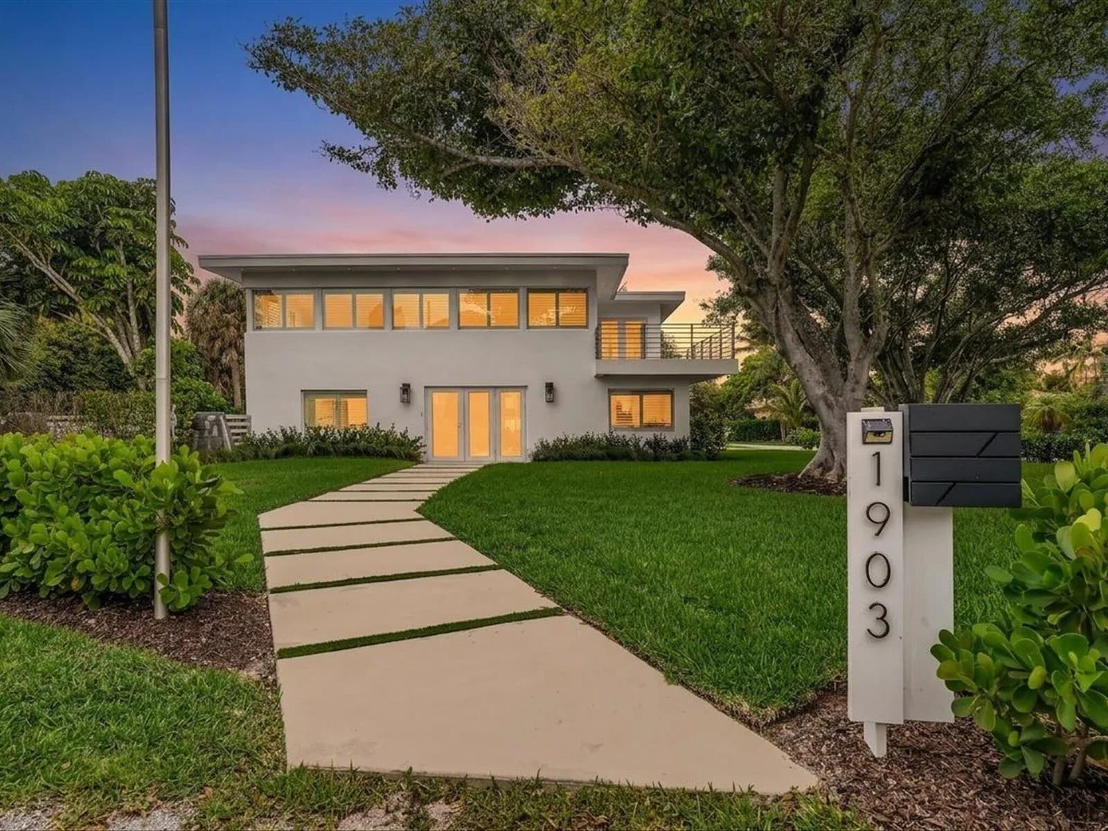 1903 Bay Drive, Pompano Beach FL 33062