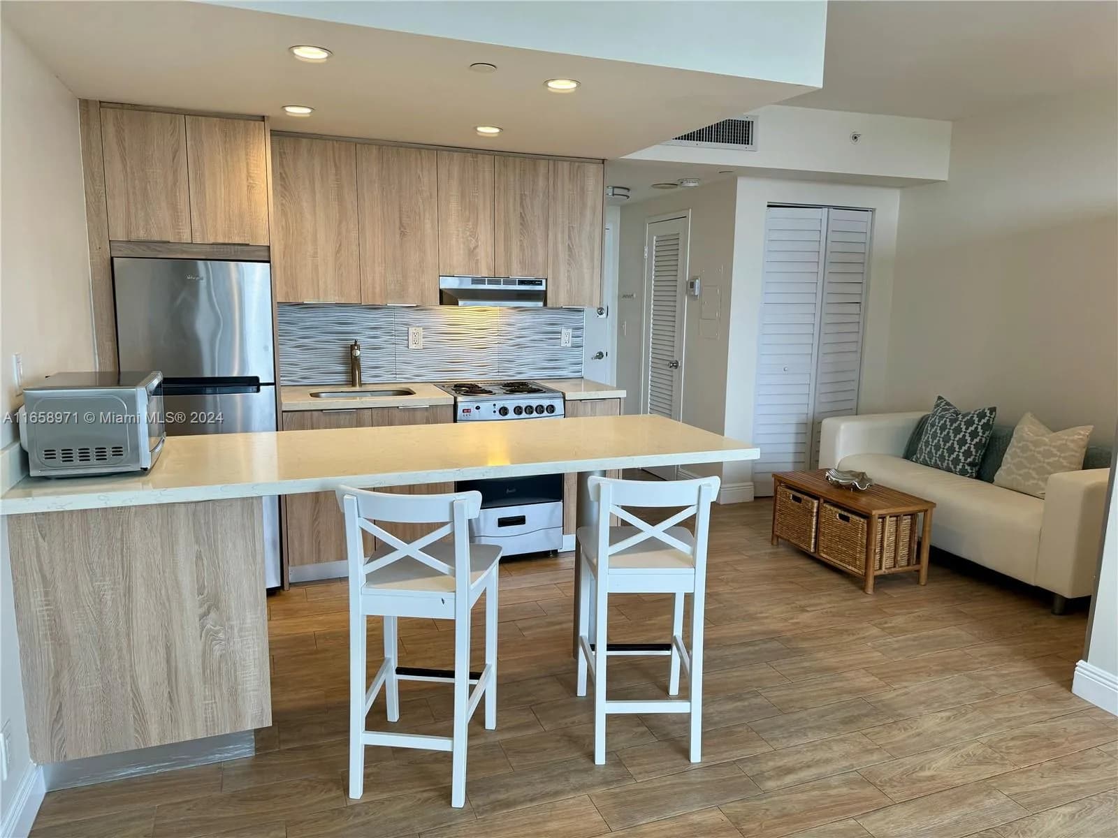 1720 Harrison St # 15F, Hollywood, FL 33020