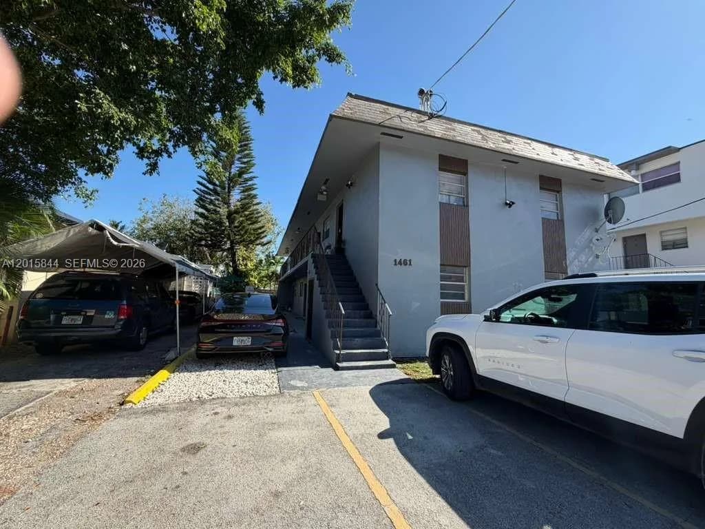 1461 SW 7th St # 1, Miami, FL 33135