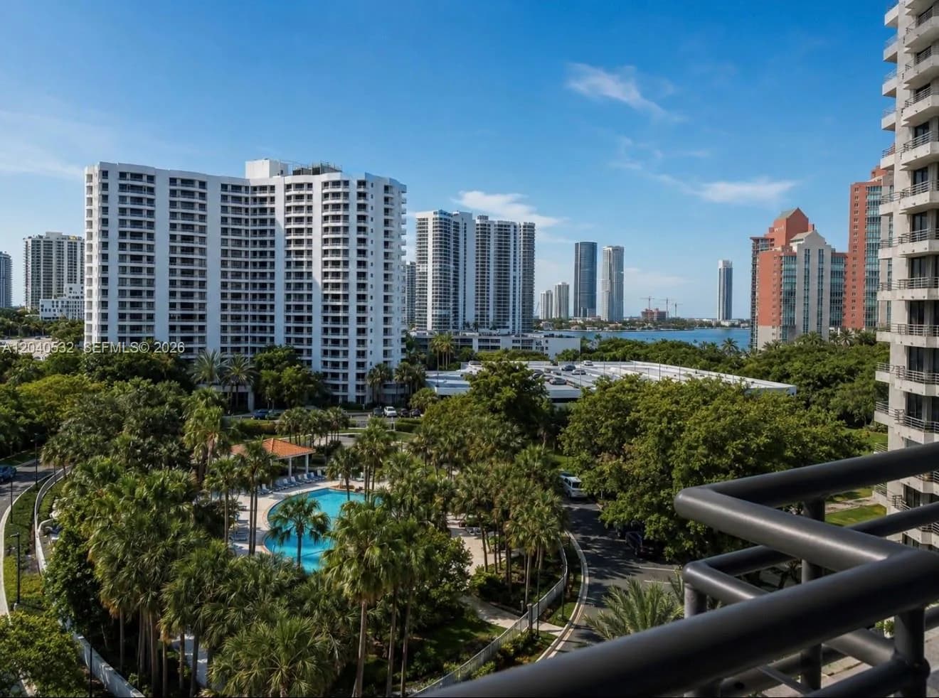 3300 NE 191st St # 907, Aventura FL 33180