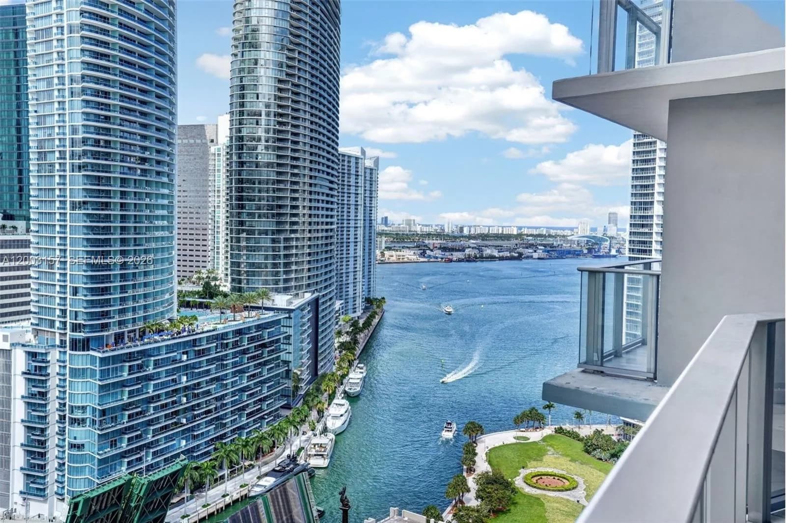77 SE 5th St # 2705, Miami, FL 33131