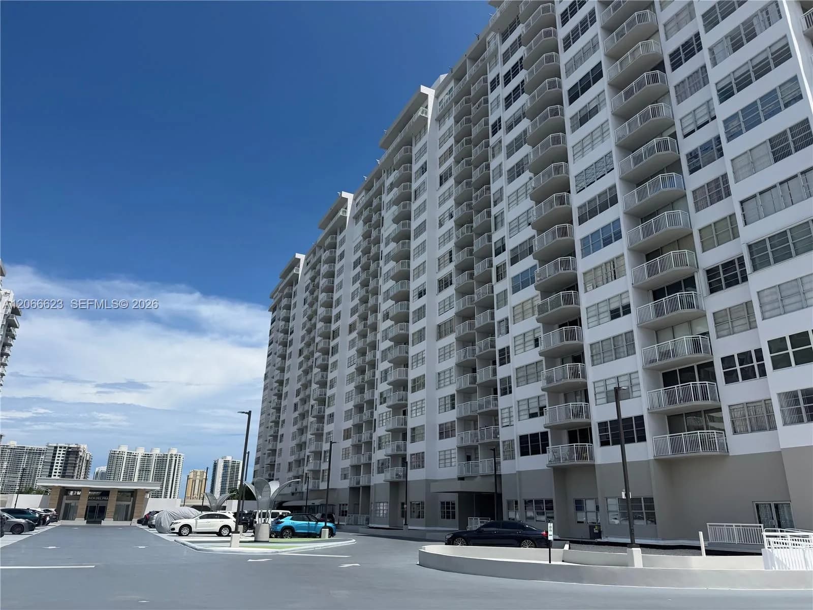 18031 Biscayne Blvd # 601, Aventura, FL 33160
