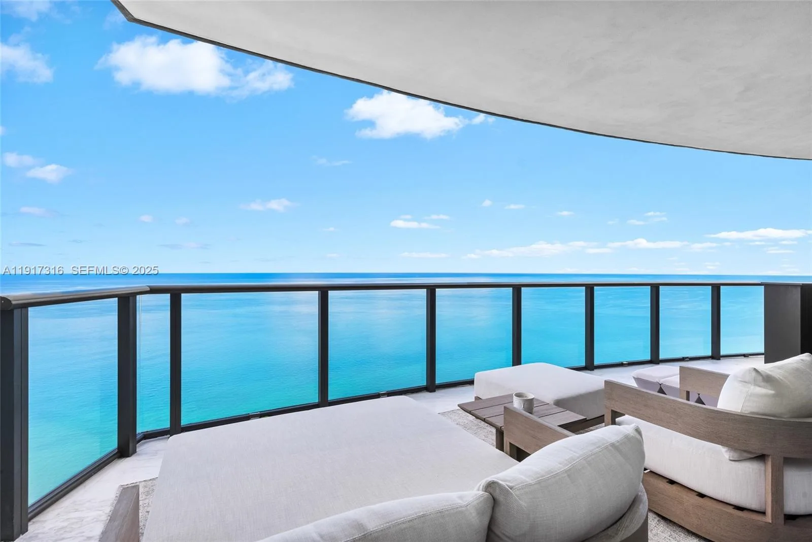 18555 Collins Ave # 5501, Sunny Isles Beach, FL 33160