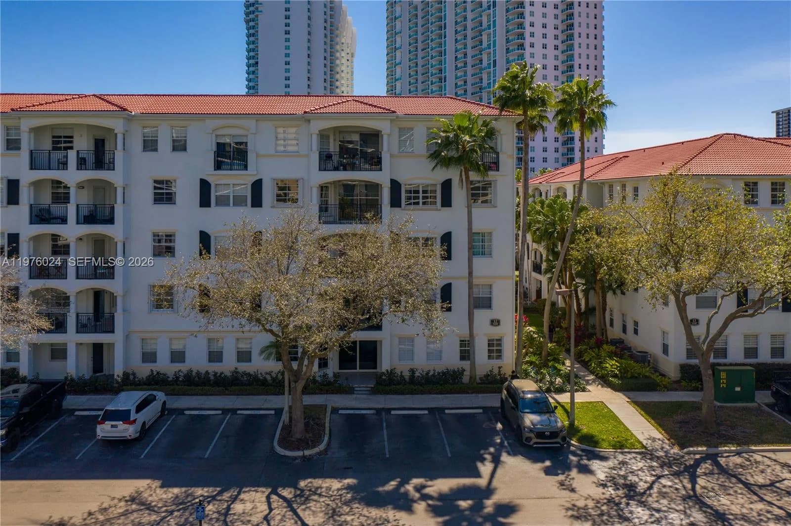3255 NE 184th St # 12101, Aventura FL 33160
