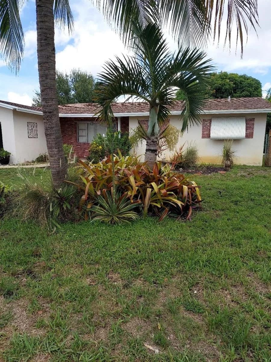 1011 NW 45th Court, Fort Lauderdale, FL 33309