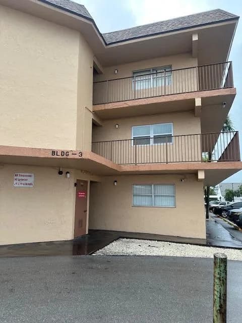 4141 NW 26th Street # 322, Lauderhill FL 33313