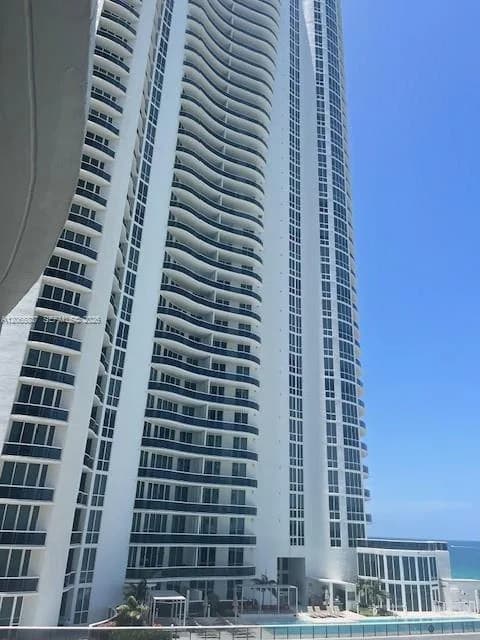 15901 Collins Ave # 604, Sunny Isles Beach, FL 33160