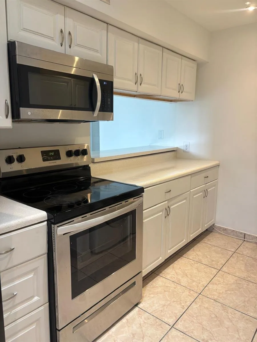 2075 NW 46th Avenue # I102, Lauderhill FL 33313