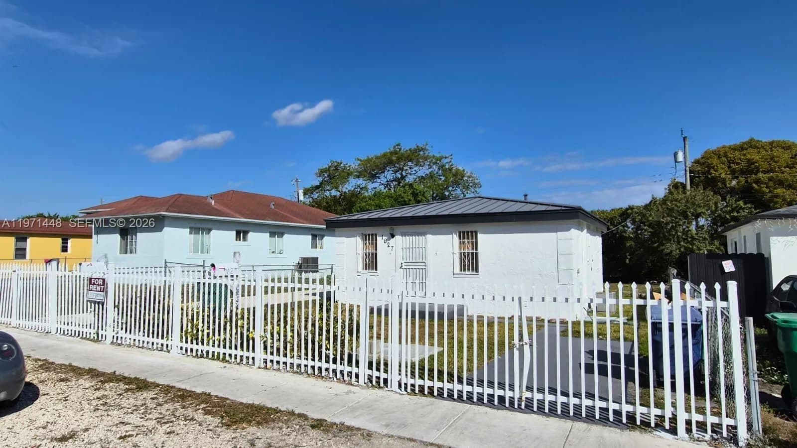 1827 NW 74th Ter, Miami FL 33147