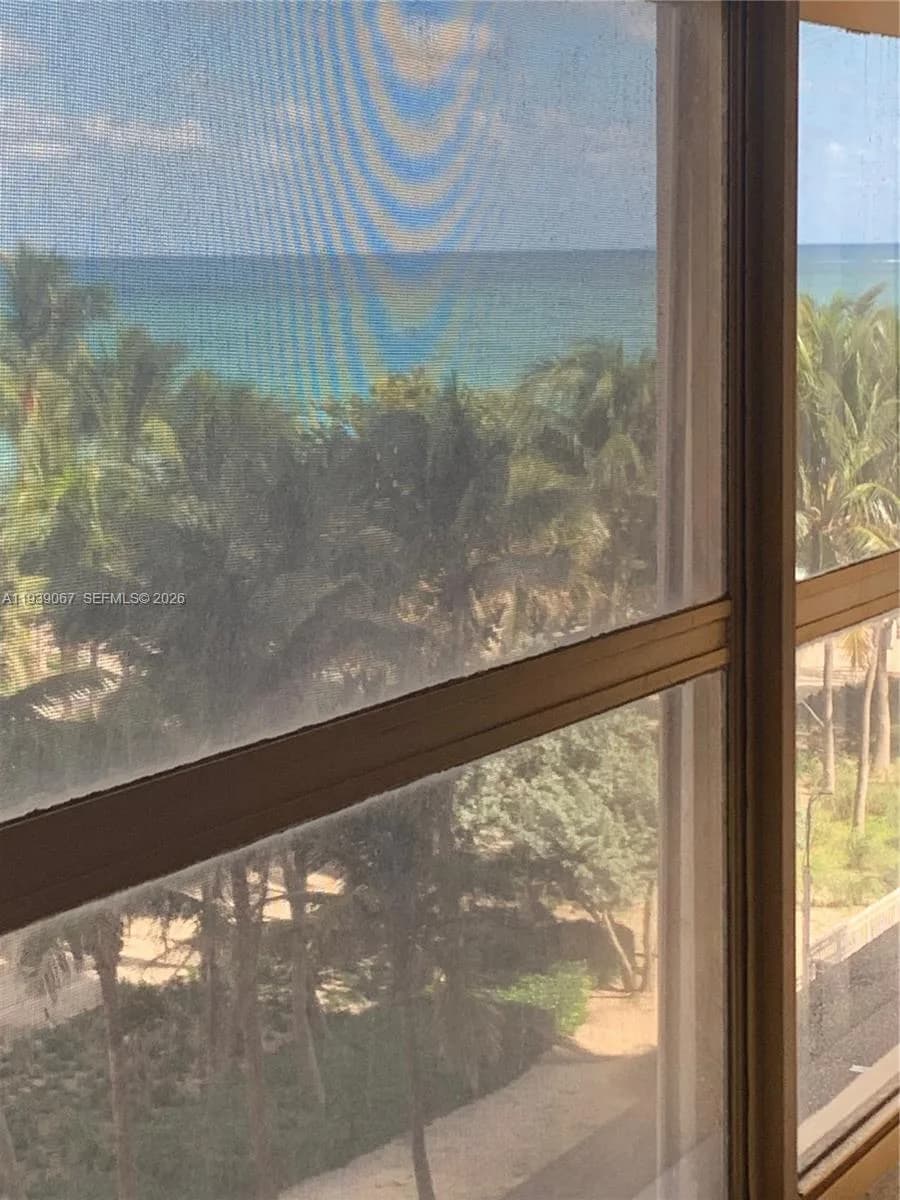 19201 Collins Ave # 323, Sunny Isles Beach, FL 33160