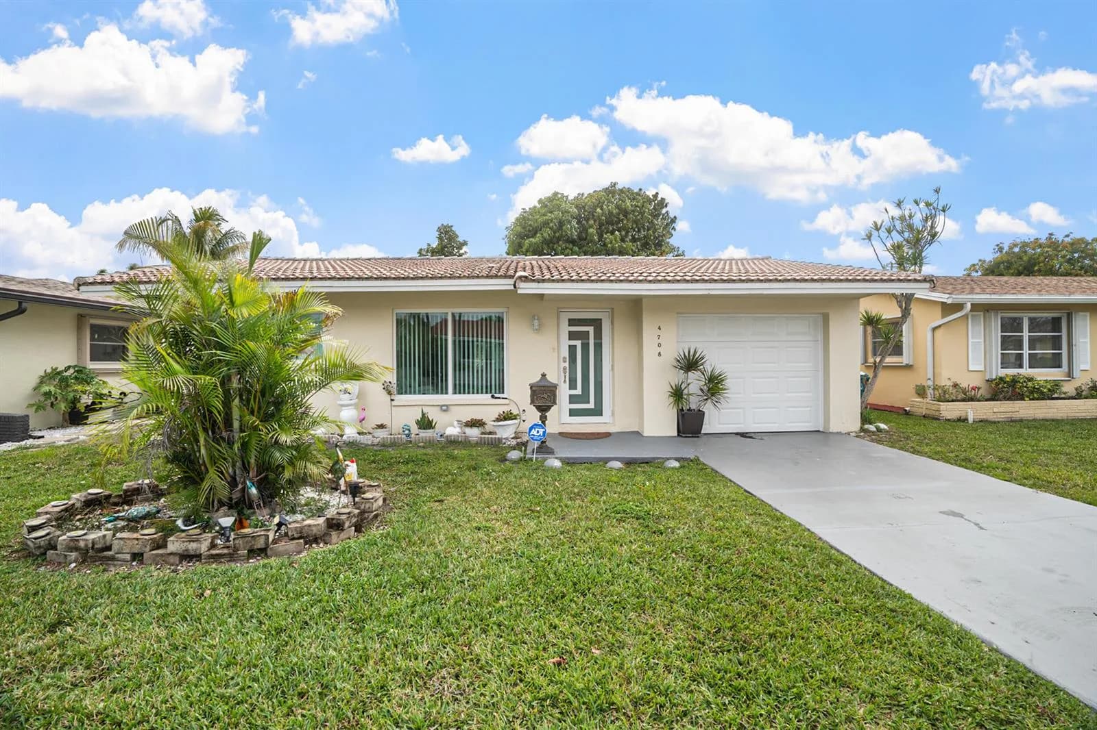 4708 NW 49th Drive, Tamarac FL 33319