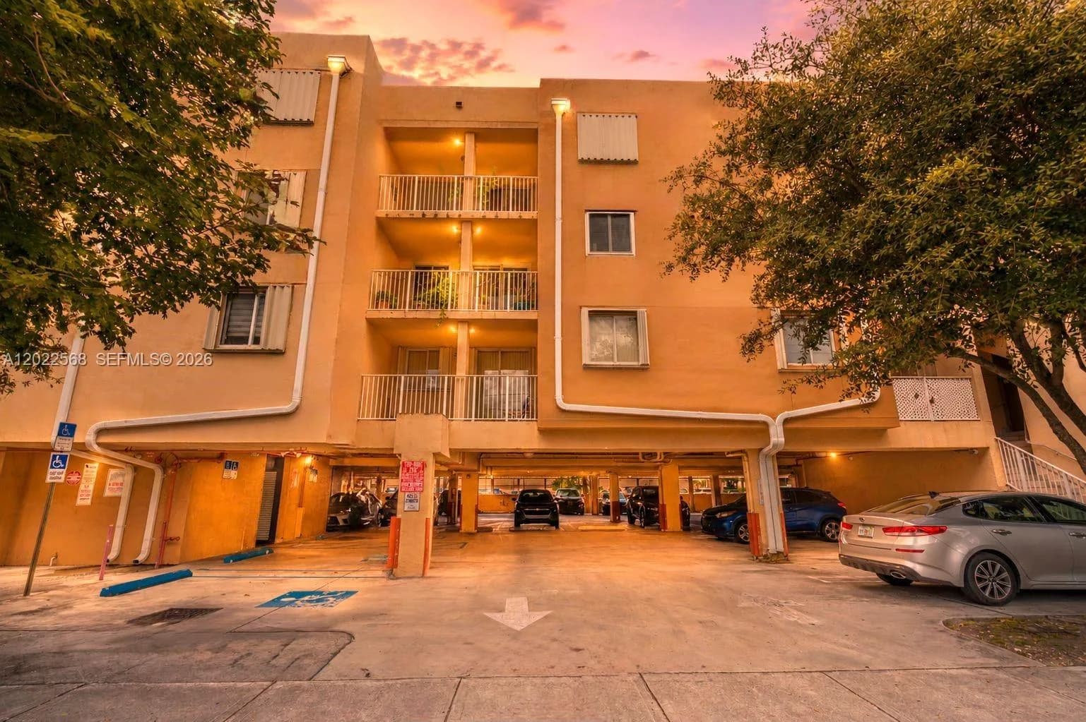 814 NW 36th Ave # 302, Miami, FL 33125