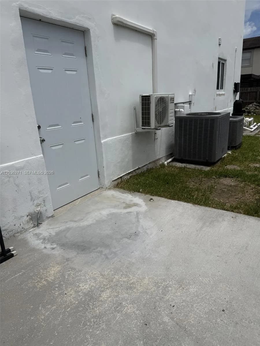 11959 SW 269th Ter # 1, Homestead FL 33032