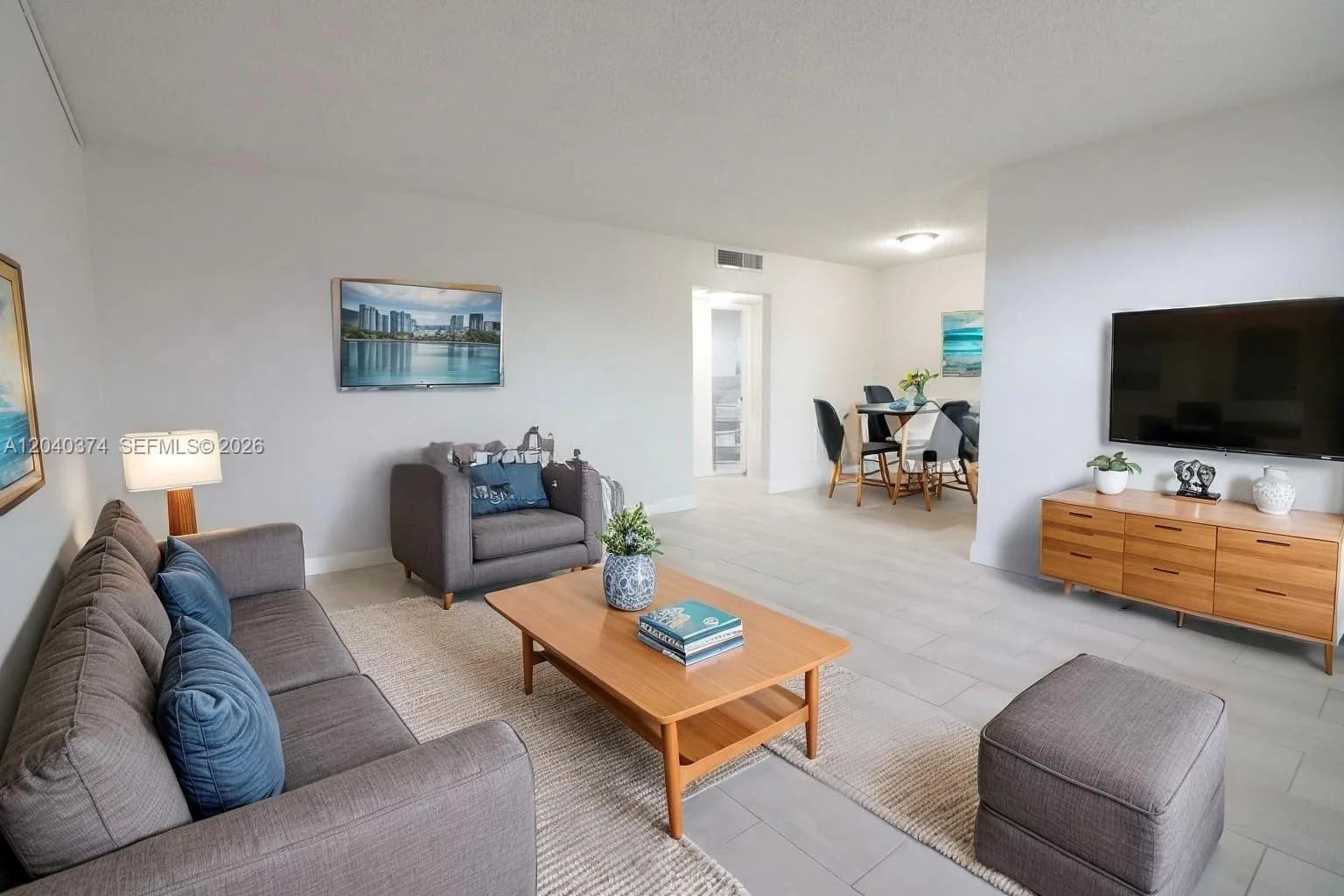 400 NE 1st St # 108, Hallandale Beach FL 33009