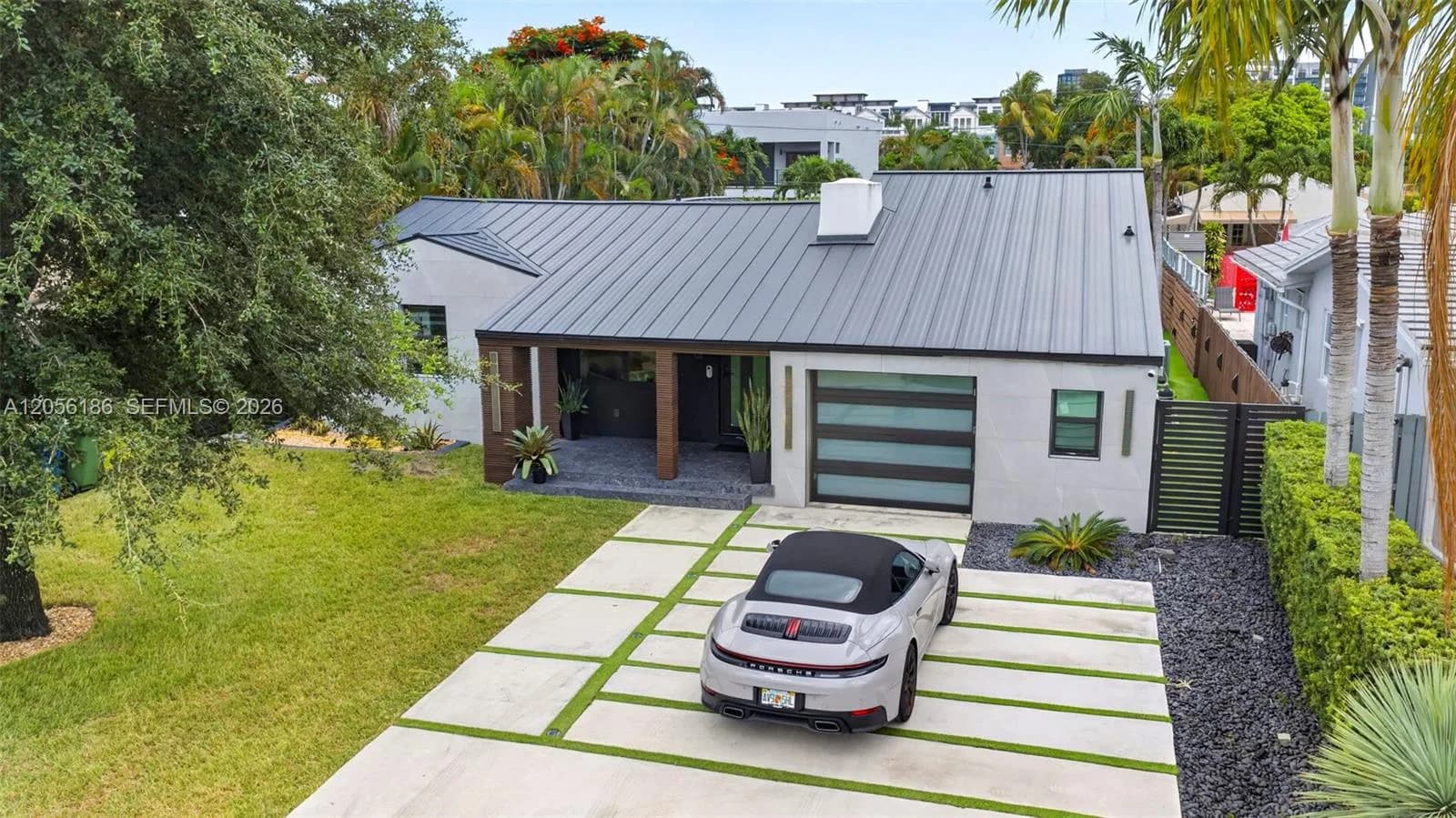 545 NE 9th Ave, Fort Lauderdale, FL 33301