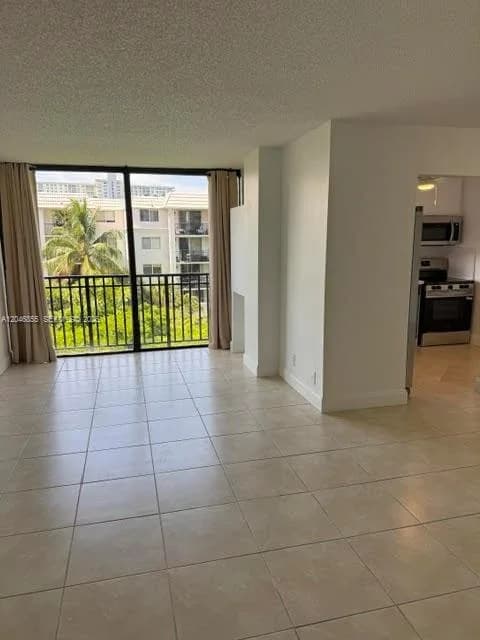 17021 N Bay Rd # 509, Sunny Isles Beach FL 33160