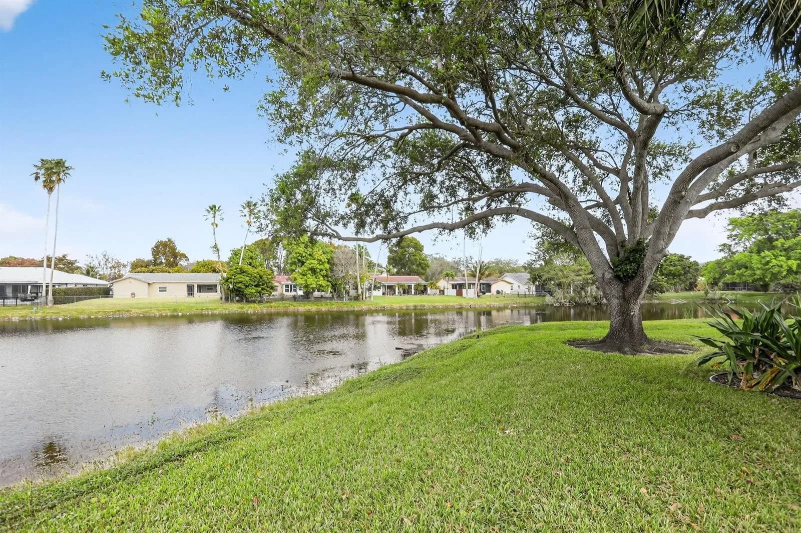 11477 NW 39th Court # 307-1, Coral Springs FL 33065