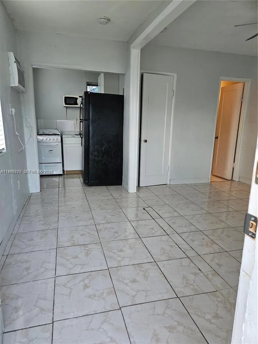 1437 NE 110th Ter # 4, Miami, FL 33161