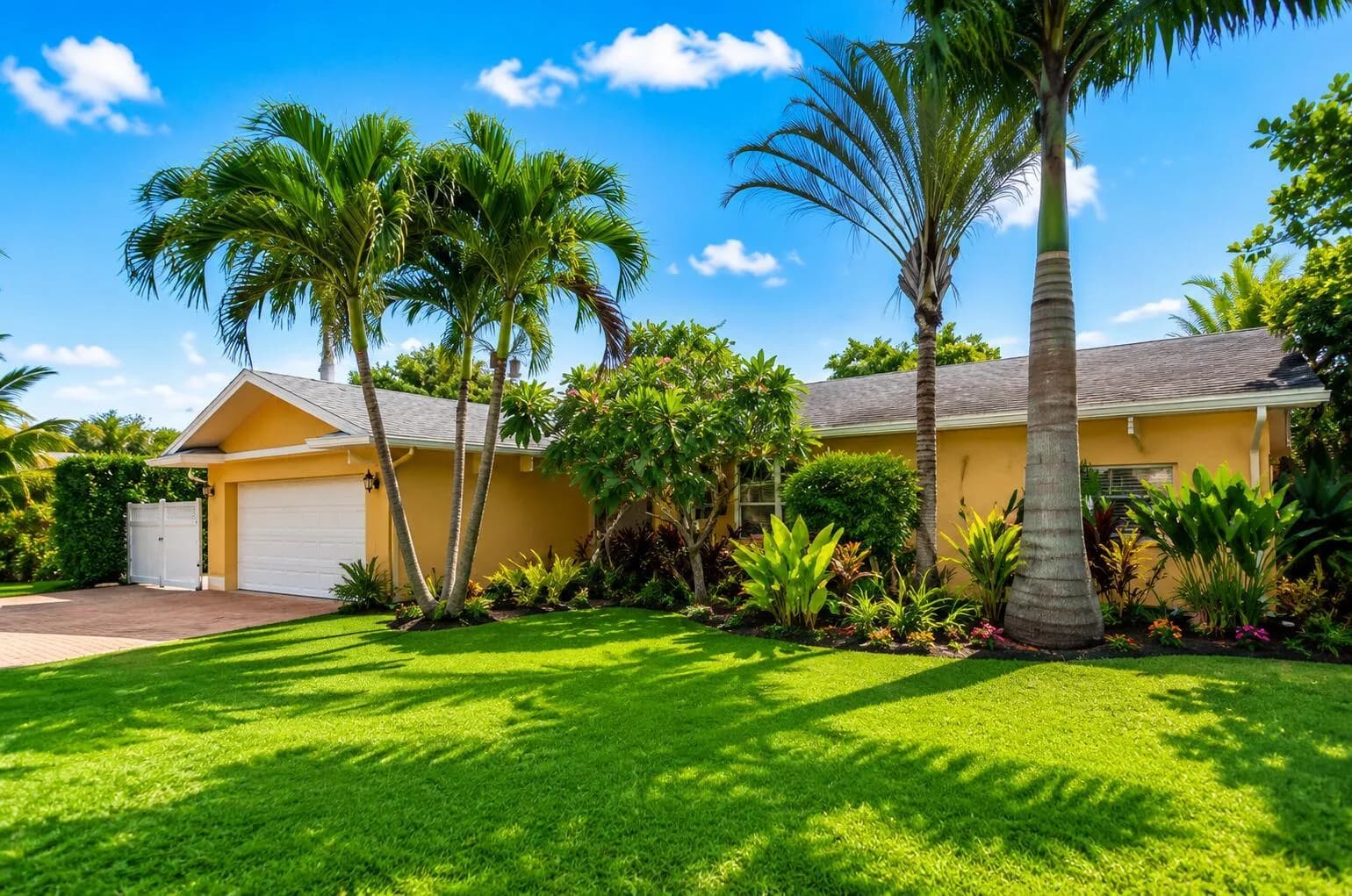 842 Fathom Road W, North Palm Beach FL 33408