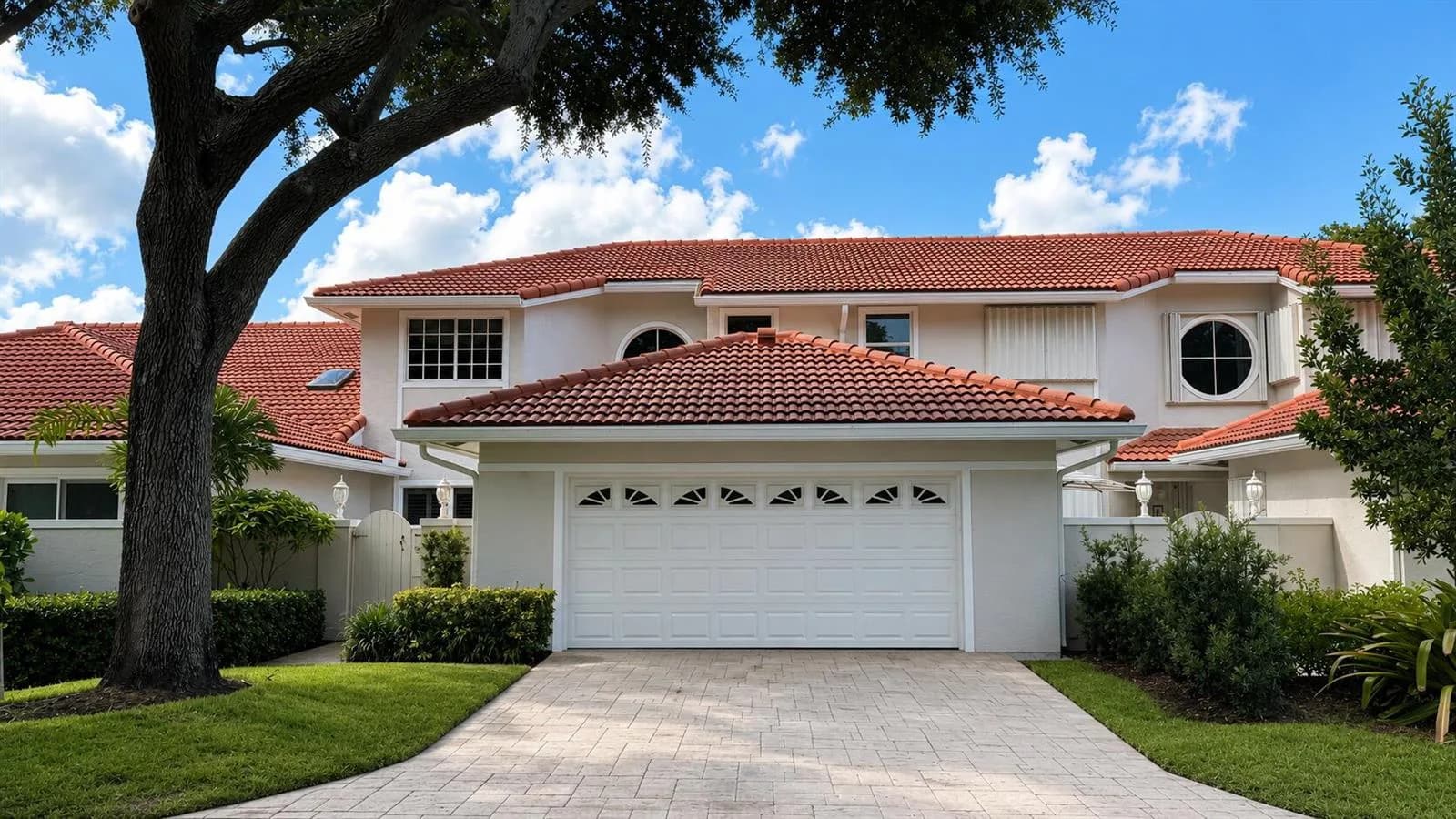 4107 Carriage Drive # K2, Pompano Beach, FL 33069