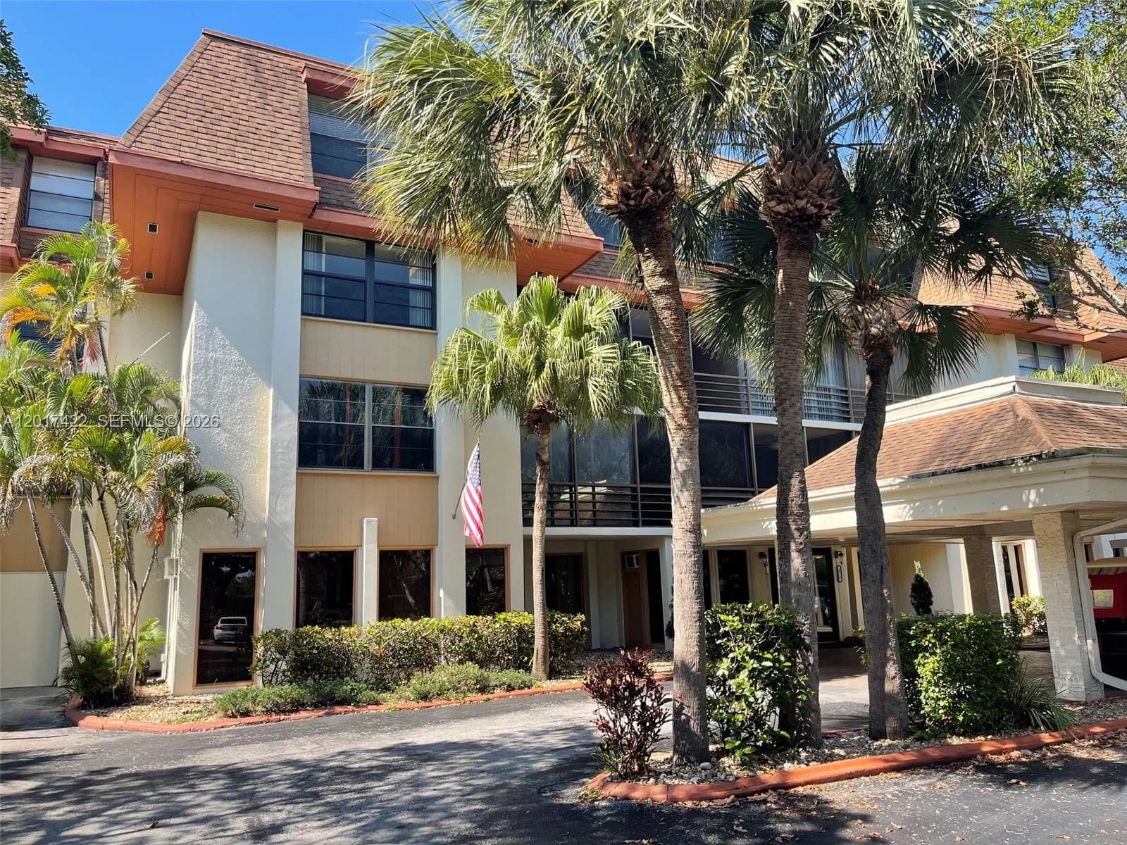 671 NE 195th St # 207-E, Miami, FL 33179