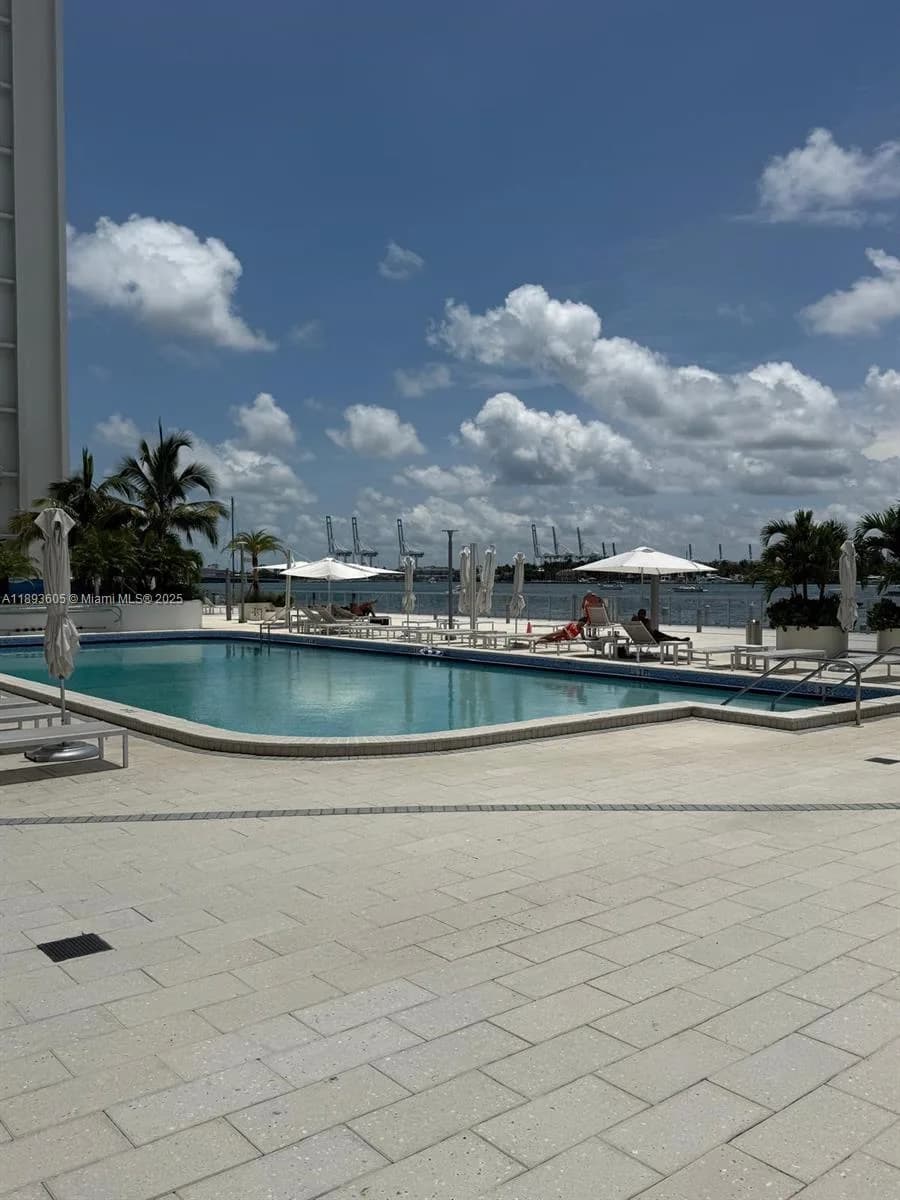 1000 West Ave # 306, Miami Beach, FL 33139