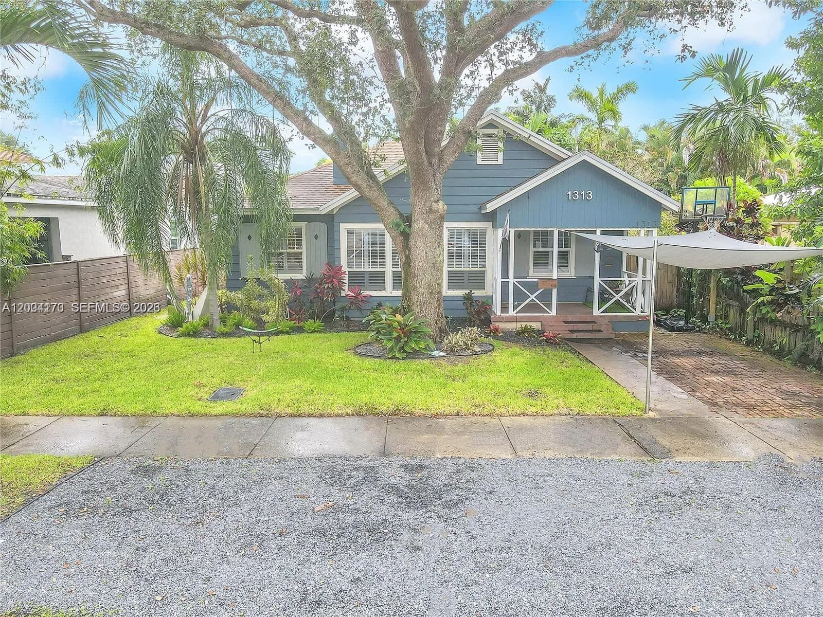 1313 NE 3rd St, Fort Lauderdale FL 33301