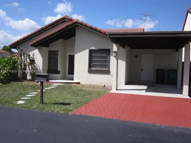 8853 SW 112 PL, Miami, FL 33176