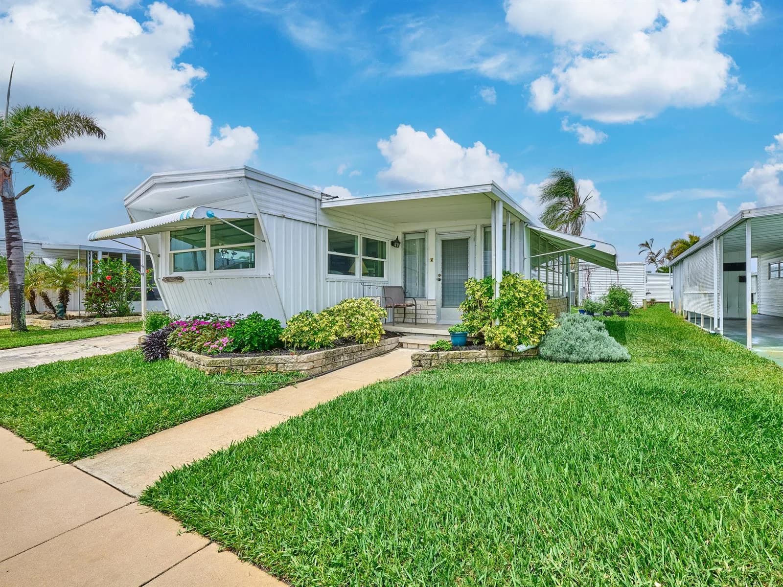 4300 SE Saint Lucie Boulevard # 123, Stuart FL 34997