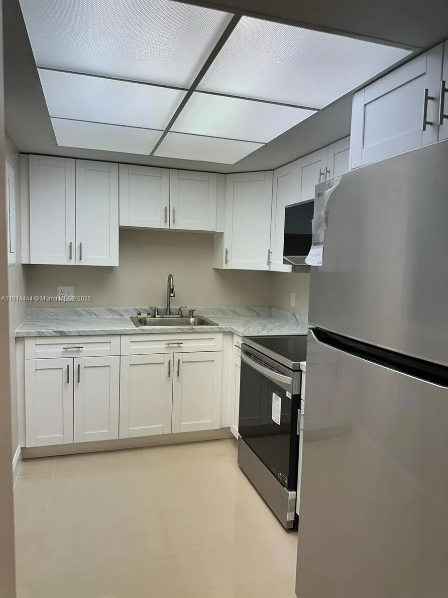 5530 NW 44th St # 308C, Lauderhill FL 33319